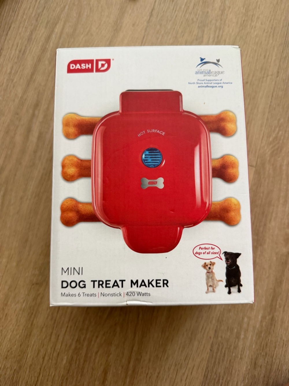 Dash Mini Dog Treat Maker in Red – Easy 6-Treat Cooker